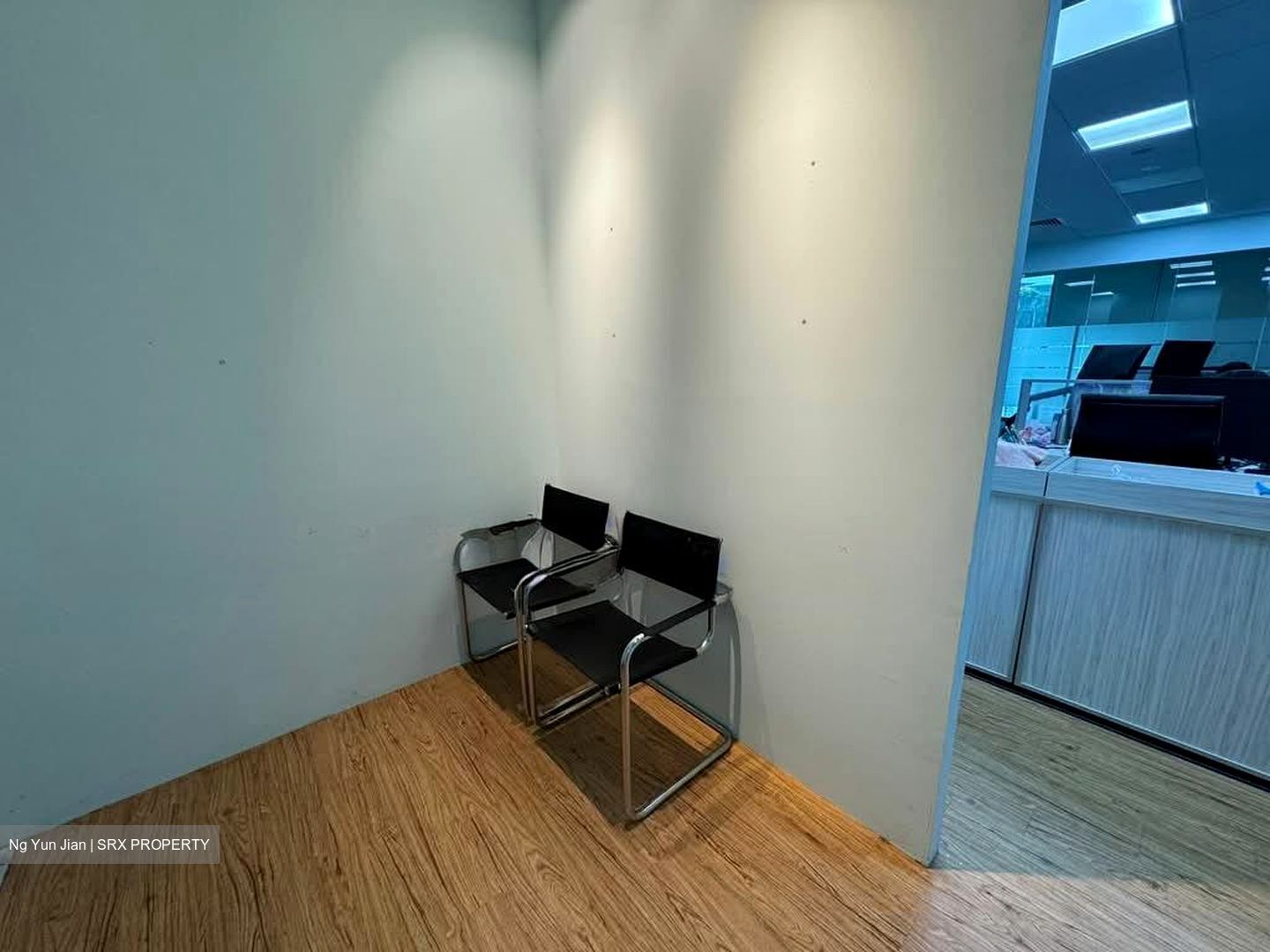 Vision Exchange (D22), Office #613114401